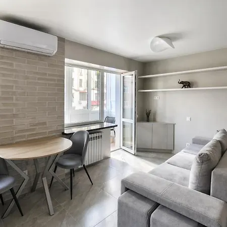 Apartment Vip в історичному центрі одеси біля філармонії