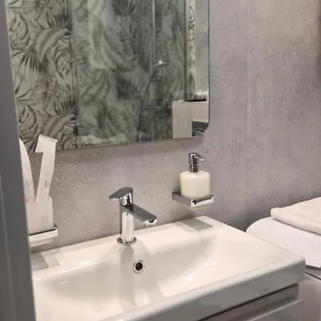 Vip в історичному центрі одеси біля філармонії Apartment Odessa